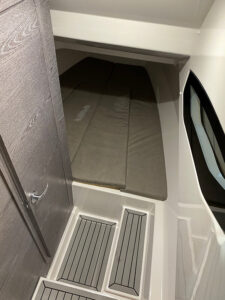 zar 95 sl interior