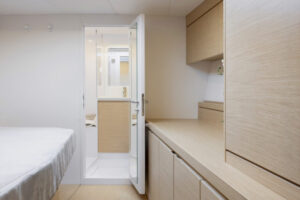 Ice 54 cabina interior