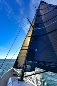 Ice 54, plan de vela