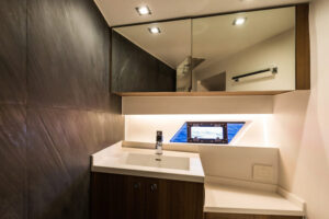 Superocean 58 baño