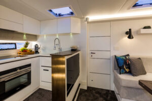 Superocean 58 cocina