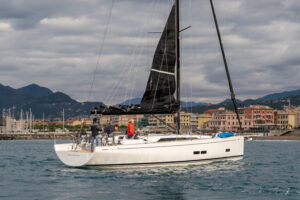 GS 44 Performance , puerto de Lavagna