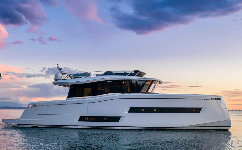 Endurance-60-yacht
